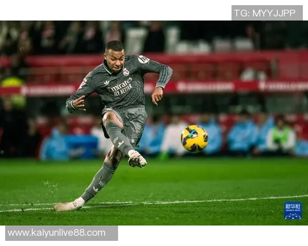 西甲射手榜更新姆巴佩领跑阿尔瓦雷斯紧随其后维尼修斯表现出色 西甲射手榜更新姆巴佩领跑阿尔瓦雷斯紧随其后维尼修斯表现出色